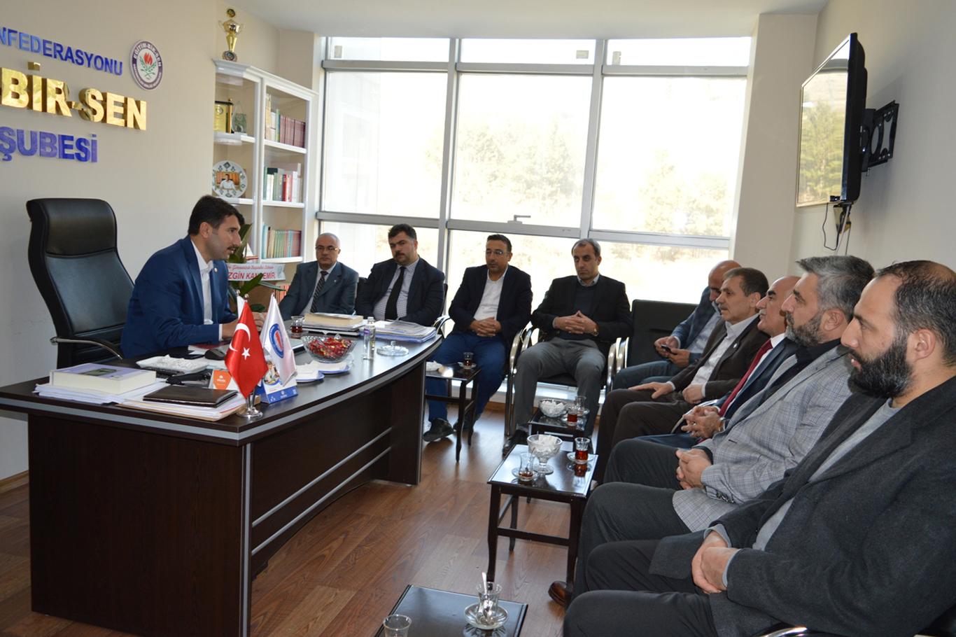 HÜDA PAR Bitlis İl Başkanlığından Eğitim-Bir-Sen’e ziyaret
